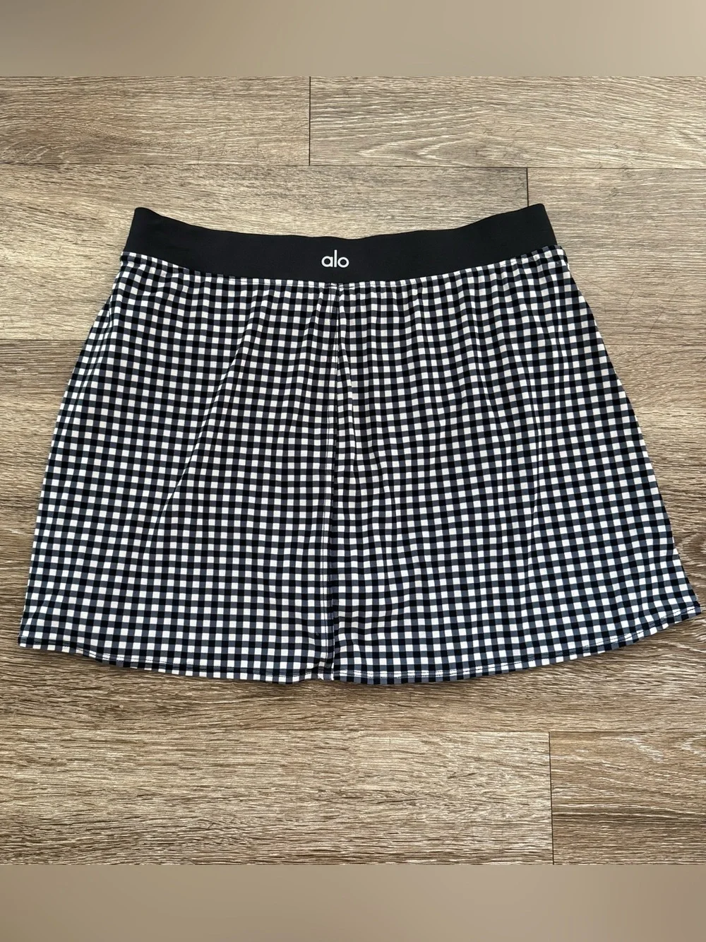 Alo Yoga Mesh Gingham Skirt Black, Navy & White